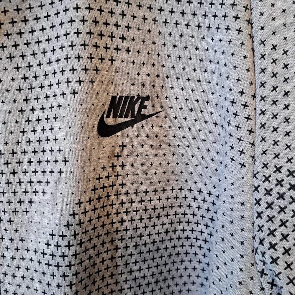 Nike Mens Sportswear Full Zip Track Jacket Gray Geometric Cross Pattern Large